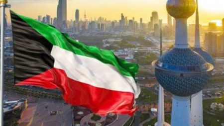 الجيش الكويتي: الدفاع الجوي يتصدى لهجمات صاروخية ومسيرات معادية