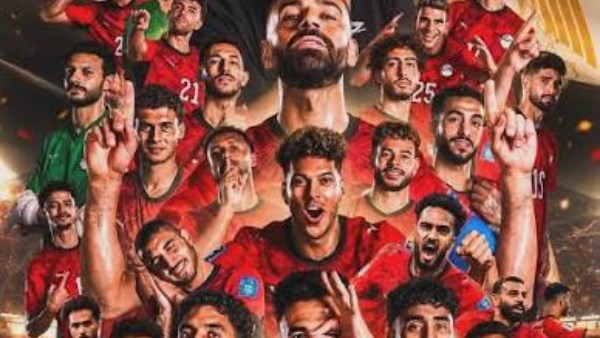 استقبال جماهيري حاشد.. بعثة منتخب مصر تصل إلى مقر إقامتها بمدينة العلمين