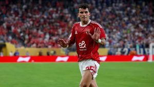 أمير هشام يكشف كواليس قرار لجنة شؤون اللاعبين في أزمة الزمالك وزيزو