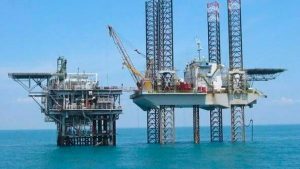 ارتفاع منصات الحفر الأمريكية بمقدار 7 منصات وسط قفزة في أسعار النفط