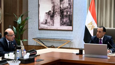 مبادرة قومية لزيادة صادرات المحافظات.. و«السيادي المصري» يؤسس صندوقاً لدعم الاستثمار الصناعي
