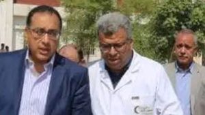تحية حارة.. عمومية المهن الطبية تدعم مدير مستشفى قنا العام
