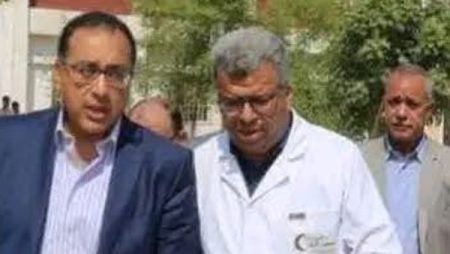 تحية حارة.. عمومية المهن الطبية تدعم مدير مستشفى قنا العام