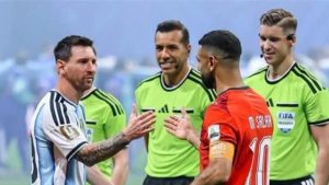 كمونة: لاعبو مصر أبطال وحسام حسن أبهر العالم أمام الأرجنتين
