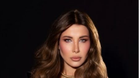 نانسي عجرم تستعرض رشاقتها بفستان أسود أنيق.. شاهد