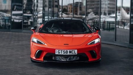 مكلارين GTS بقدرات عالية الأداء.. تسارع مميز
