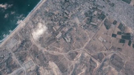 جدار عازل يقسّم القطاع .. الأقمار الصناعية تفضح مُخطط الاحتلال في غزة