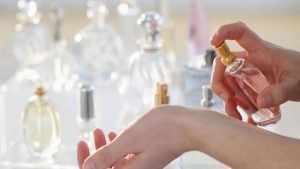 7 حيل فعالة لتثبيت العطر في الصيف.. خطوات بسيطة تمنحك رائحة تدوم طوال اليوم