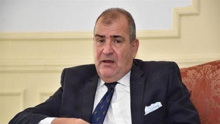 السفير أيمن مشرفة: لا أرى تراجعاً في الدعم الأمريكي لبريطانيا في ملف فوكلاند