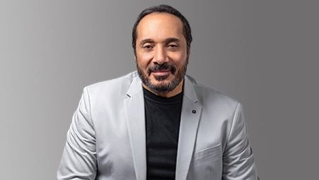 علي الحجار يحيي حفلا غنائيا في ساقية الصاوي.. 29 يوليو