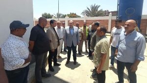 الشهابي يتابع معدلات تنفيذ مشروعات الصرف الصحي بقريتي منشأة دهشور ودهشور