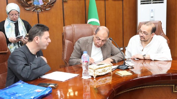 محافظ المنيا يؤكد: المواطن في صدارة الأولويات والتنسيق أساس تحقيق الإنجازات