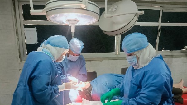 خلال 3 أيام.. مستشفى رمد المنيا يُجري 53 عملية جراحية وحقنًا للشبكية