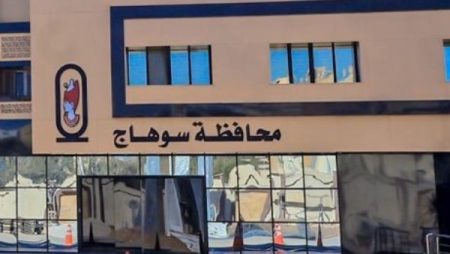 تلاعبوا في تقارير التعديات.. إحالة 10 مسؤولين بجرجا ودار السلام للنيابة بسوهاج