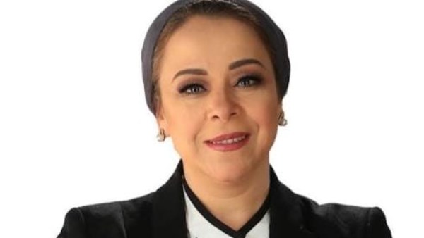 أزمة وقف محامية سوهاج.. نهاد أبو القمصان تفتح ملف هيبة النقابة وتطالب بالاحتكام للقانون