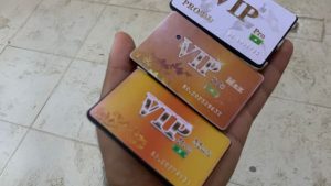 غش بطريقة جديدة.. ضبط سماعة مثبتة داخل مروحة بحوزة طالبة ثانوية عامة بقنا