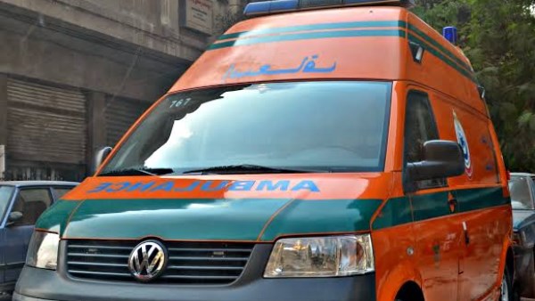 العثور على جثة شخص مصاب بطلق ناري داخل سيارة نقل مواش بطريق صحراوي بالأقصر