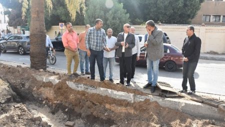 محافظ الأقصر يتابع أعمال تطوير البنية التحتية بشارع خالد بن الوليد