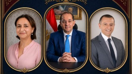 وزير المالية يلتقي بمحافظ أسوان لبحث سبل التعاون المشترك