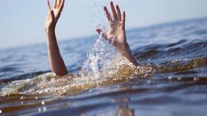 غرق شاب في شاطئ القرية المهجورة بسيدي كرير..واستمرار البحث عن الجثمان