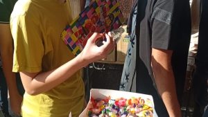 تعليم بورسعيد تستقبل طلاب الثانوية العامة بالمياه والحلوى