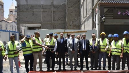 بورسعيد.. استكمال أعمال تطوير ورفع كفاءة شارع الحميدي بحي العرب