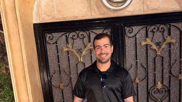 العثور على جثمان غريق بشاطئ بورسعيد .. والبحث يتواصل عن آخر العثور على جثمان غريق بشاطئ بورسعيد .. والبحث يتواصل عن آخر