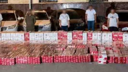 ضيط 100 الف عبوة سجائر مهربة بمطروح