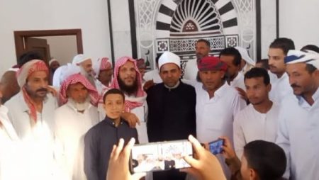 وكيل وزارة الأوقاف بمطروح يشهد إشهار الصلح بين عائلتي عاصي الحرفة وعلام الحرفة