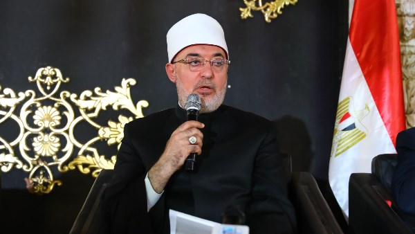 المفتي من بورسعيد: التشكيك في الهوية وحرب المفاهيم المغلوطة أخطر ما يواجه الأسرة المصرية