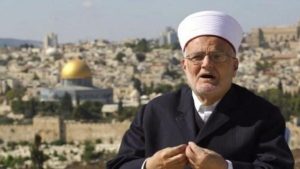 خط الدفاع الأول.. خطيب الأقصى يدعو الفلسطينيين إلى الرباط الدائم في المسجد