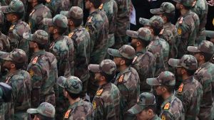 إيران.. الحرس الثوري يعلن دك مواقع لجماعات إرهابية