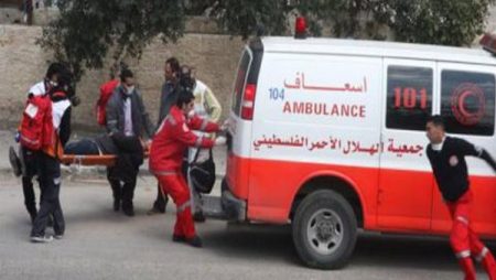 إصابة 8 فلسطينيين برصاص المستوطنين في الضفة الغربية