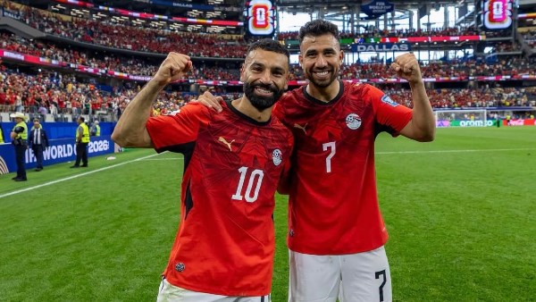 صُنِعَ التاريخ.. تريزيجيه يوجه رسالة بعد صعود المنتخب دور الـ 16