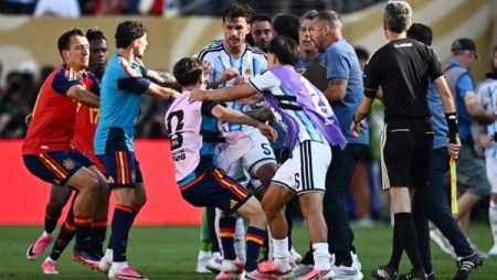 فتح ملف أحداث نهائي المونديال.. عقوبات مرتقبة تهدد ثلاثي الأرجنتين