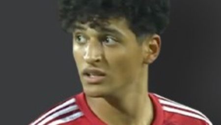 زيوريخ السويسري يفاوض الأهلي للتعاقد مع محمد عبد الله