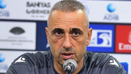 انفراد.. أول تعليق من إيفايلو بيتيف بشأن مفاوضات تدريب الزمالك