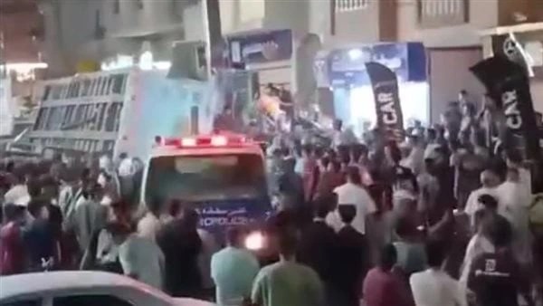خرج لإنقاذ المرضى فعاد جثمانًا.. كيف خطفت تريلا طبيب الفيوم أمام المستشفى؟