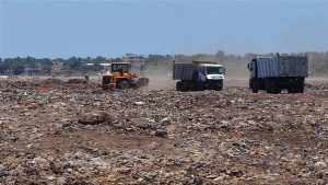 محافظ البحيرة: القضاء على أكبر بؤر المخلفات العشوائية بإدكو