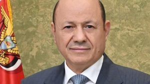 رئيس مجلس القيادة اليمني: لن نسمح بانتهاك أجوائنا وسنردع أي مساس بسيادتنا