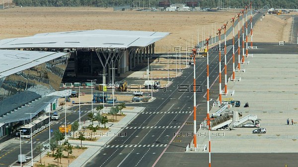 سماع دوي انفجارات في إيلات الإسرائيلية وتأجيل رحلات جوية من مطار “رامون”