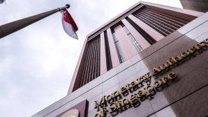 سنغافورة تبحث خفض الضرائب على مديري الصناديق الاستثمارية لمواجهة المنافسة من هونج كونج