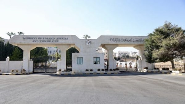 الأردن يستدعي القائم بأعمال السفارة الإيرانية احتجاجا على الاعتداءات والتصريحات التحريضية