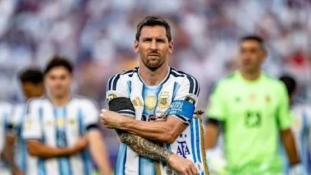 ميسي يتصدر قائمة الأكثر تتويجًا بالألقاب في القرن الـ21 رغم خسارة المونديال