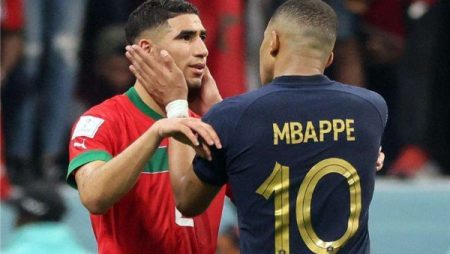 مبابي عن صديقه المقرب حكيمي: لا مكان للعواطف داخل الملعب