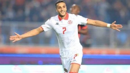 سان دييجو يعلن ضم إلياس عاشوري بعقد يمتد حتى 2029