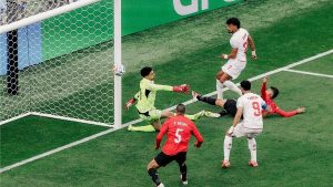 بسبب مباراة مصر .. إيران تطلب تعويض مليار دولار من الفيفا