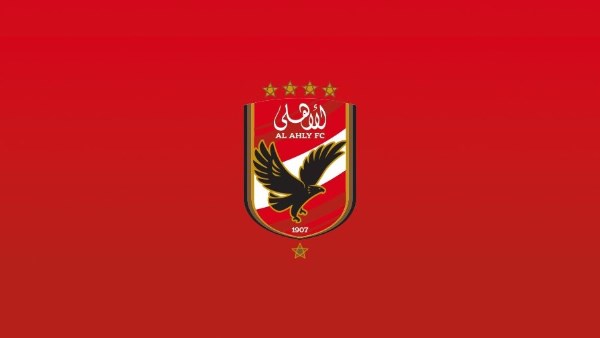 تطورات مفاوضات الأهلي لضم الجزائري بقرار.. وموقف دينامو زغرب