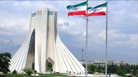 الخارجية الإيرانية: الوسطاء يواصلون جهودهم لتسهيل الحوار بين طهران وواشنطن