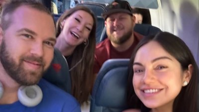 رؤساء WAGs بروك لين ولورا كروك يهبطون في مدينة نيويورك قبل حفل زفاف تايلور سويفت وترافيس كيلسي